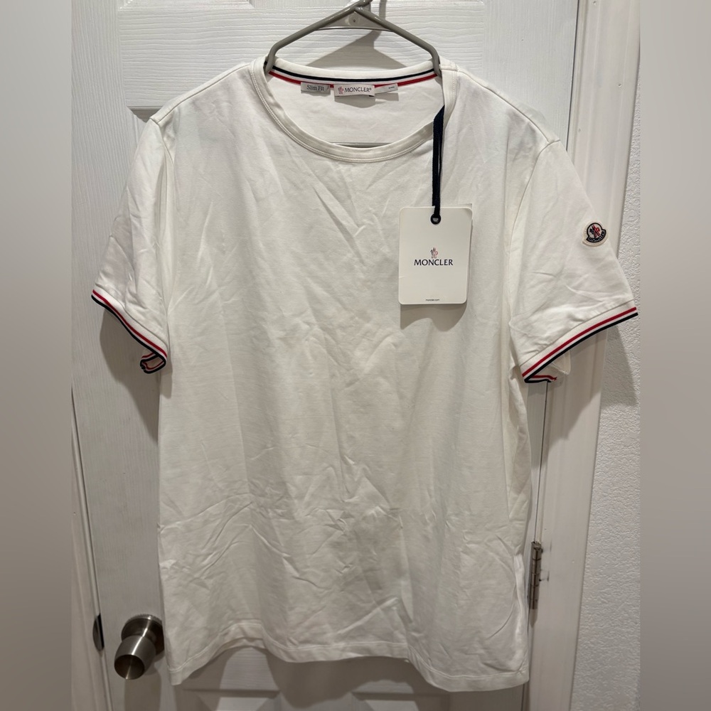 moncler tee 🔥